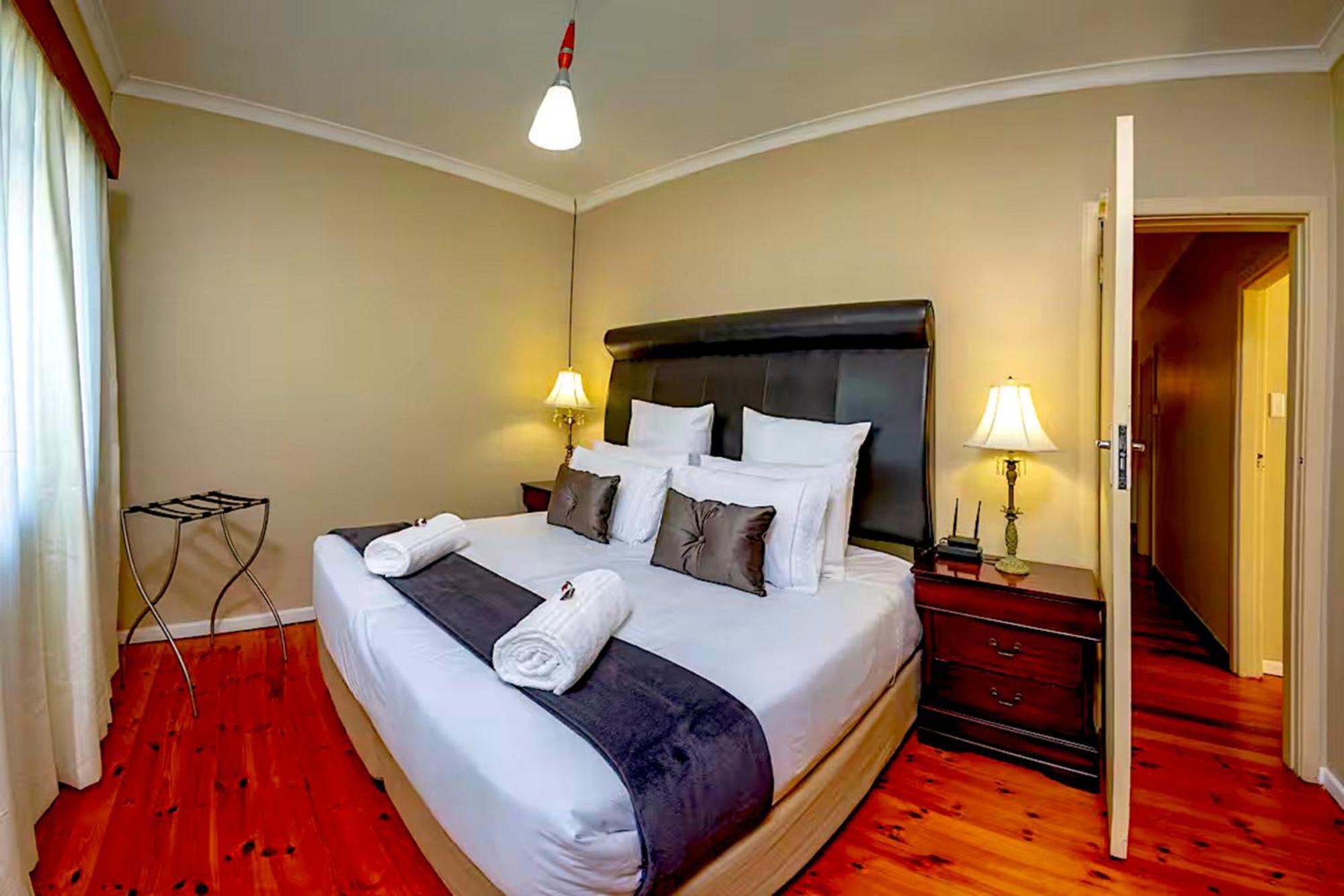 Munro Suites Port Elizabeth Exterior foto